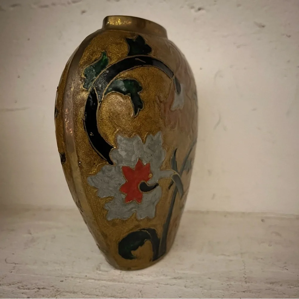 Gorgeous Floral Vase Heavy Enameled Brass Floral Chinese Style